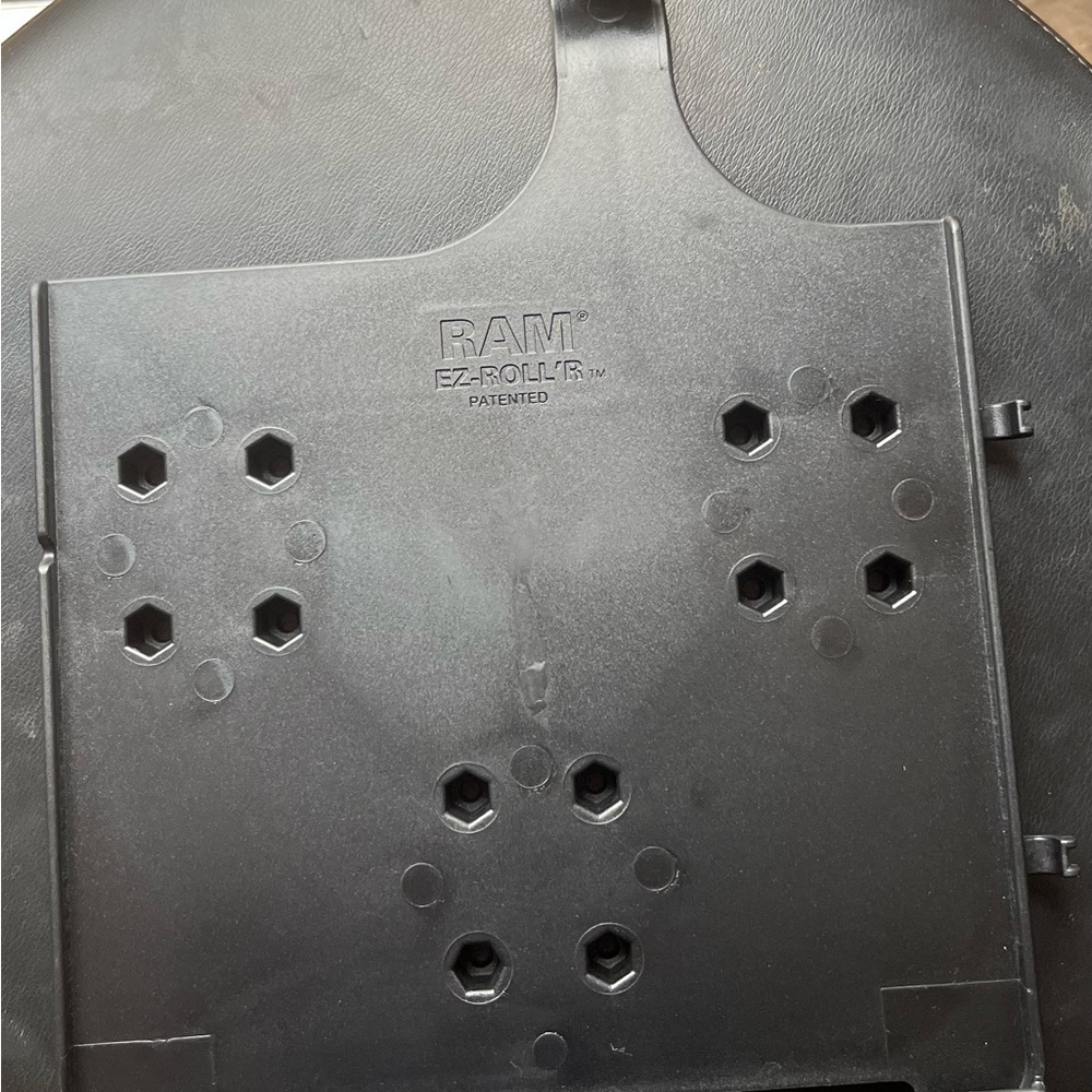 EZ-Roll'r Black Laptop Mount